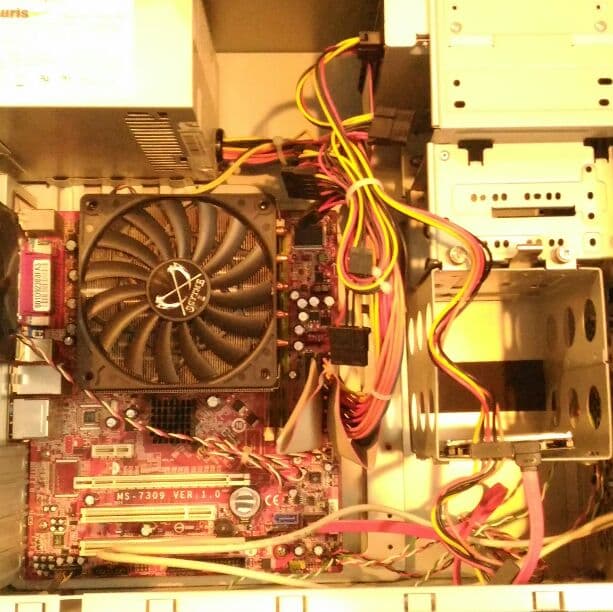 デスクトップ PC