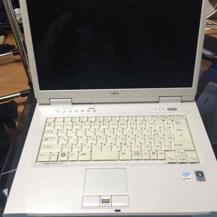 最終値下げ価格10000円 富士通 ノートパソコン