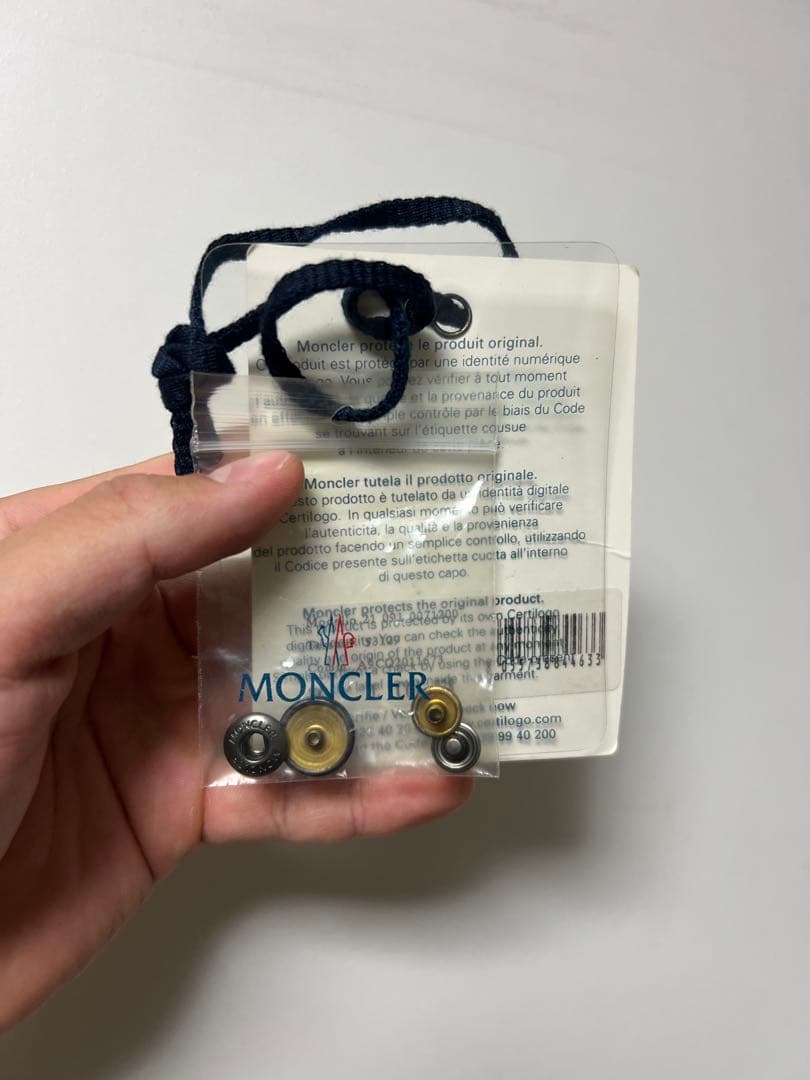 Moncler maya ダウンジャケット