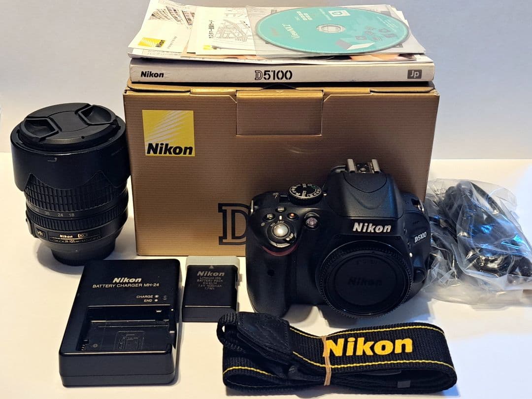 Nikon D5100 一眼レフカメラ+オマケレンズ