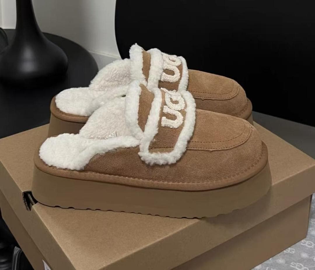 UGG スエードファースリッパ ブラウン厚底 24CM