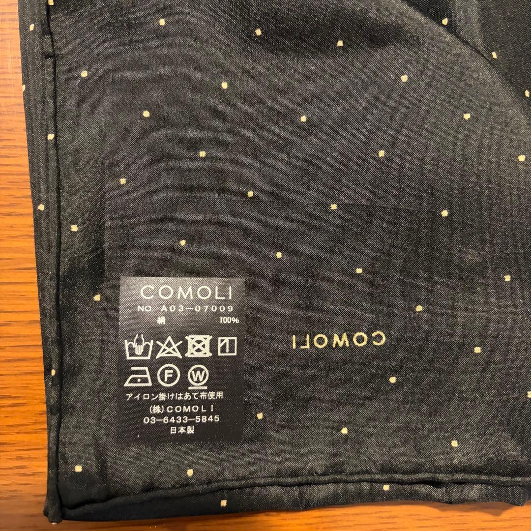 comoli シルク ドット スカーフ
