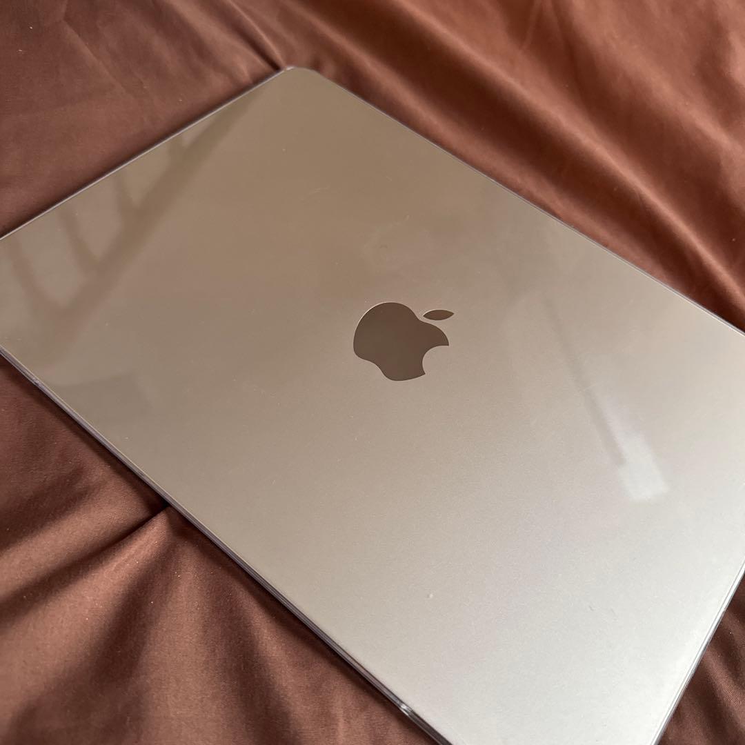 Apple MacBook M2 メモリ8GB SSD256GBスターライト本体