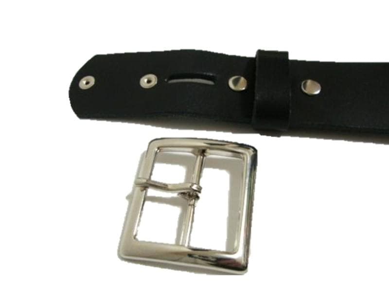 栃木レザー　フラワー型スタッズベルト　黒（ブラックスポッツ）一枚革