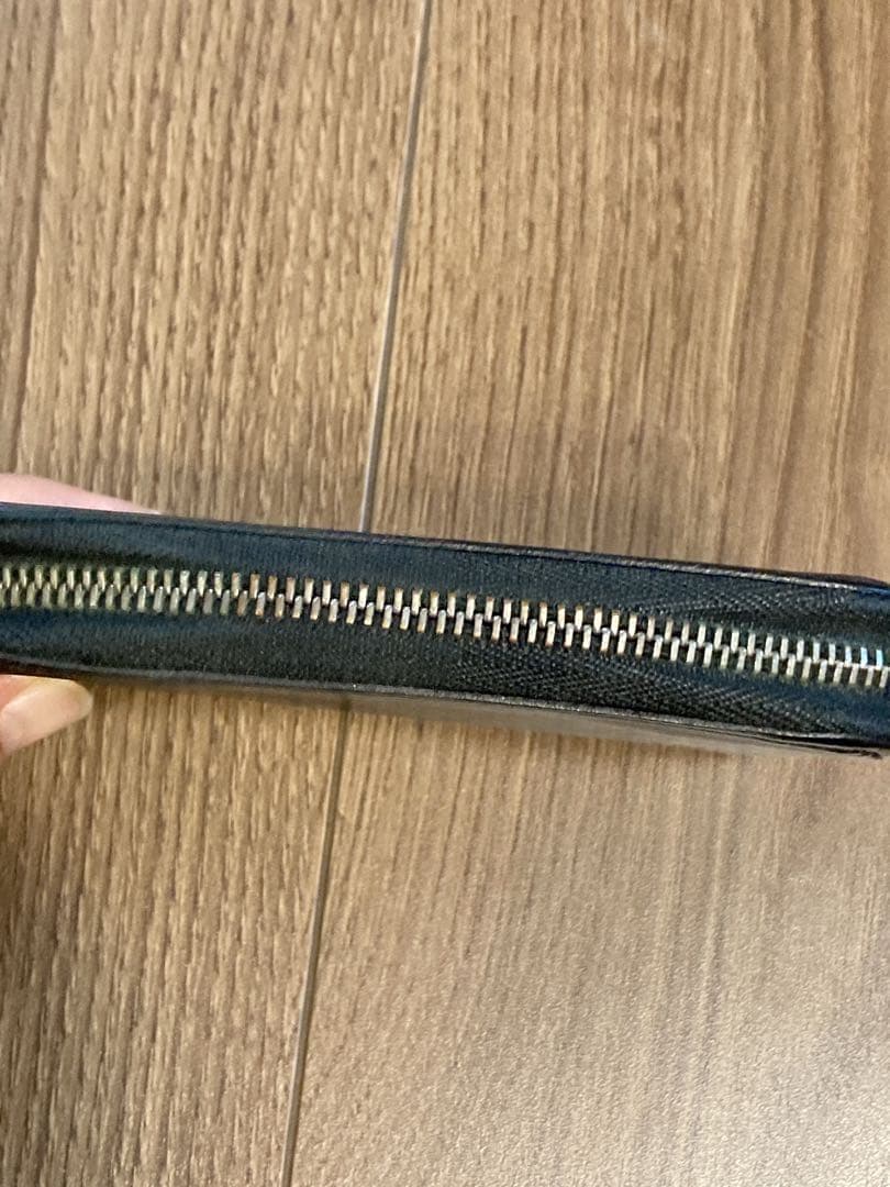 ルイヴィトン エピ ジッピーパース 小銭入れ ミニ財布 黒