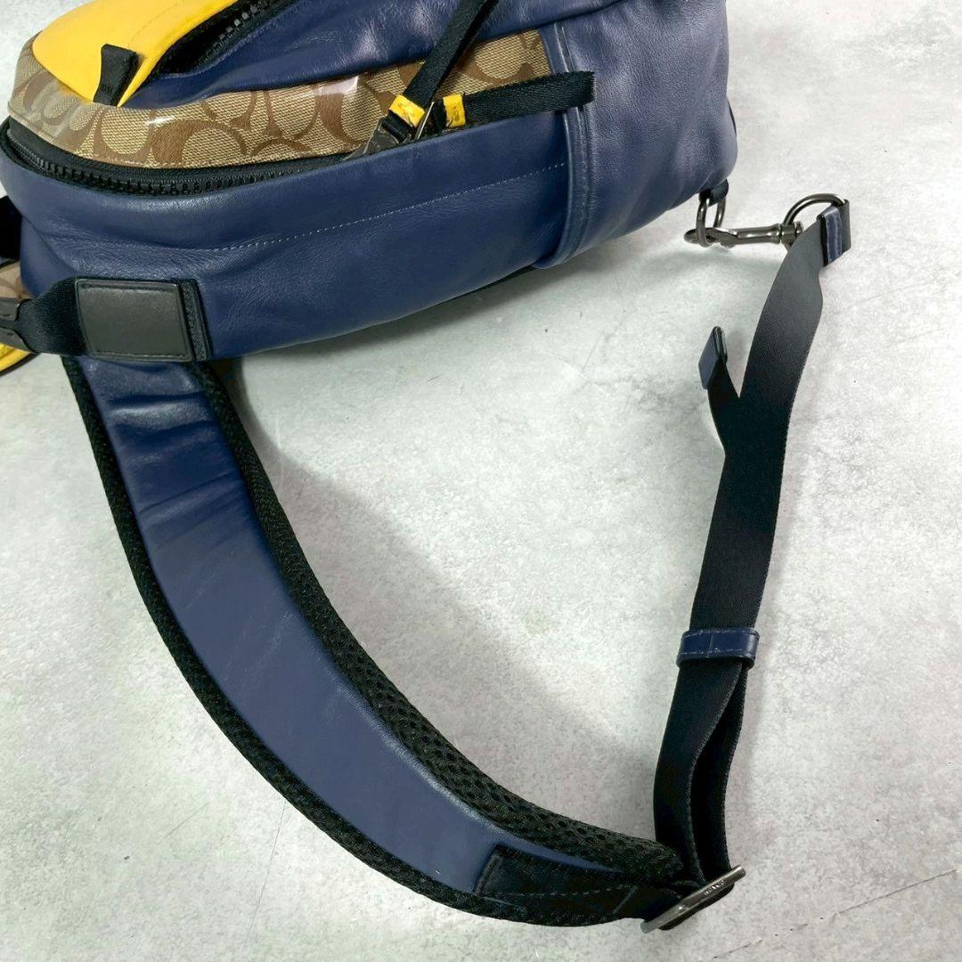 極美品 コーチ エッジパック ボディバッグ ビジネス レザー ロゴ イエロー 紺