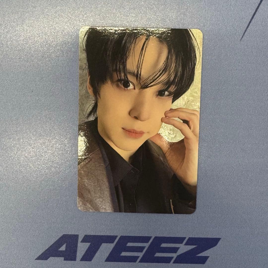 タレントカード ATEEZ popup YUNHO