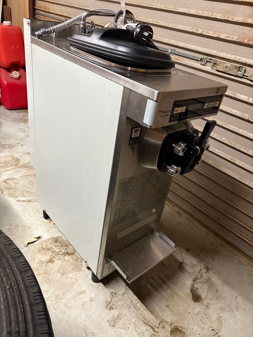 L*a様 NISSEI ソフトクリームメーカー　NA-9524AE