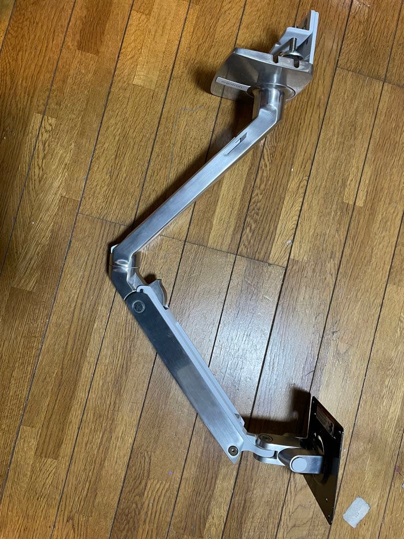 エルゴトロン MXV デスクモニターアーム アルミ色34インチモニター