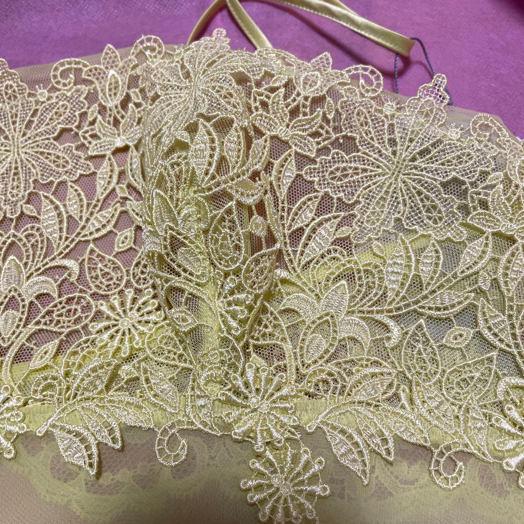 ワコール高級下着 Yue ユエ　 キャミソール&ブラジャー　セット