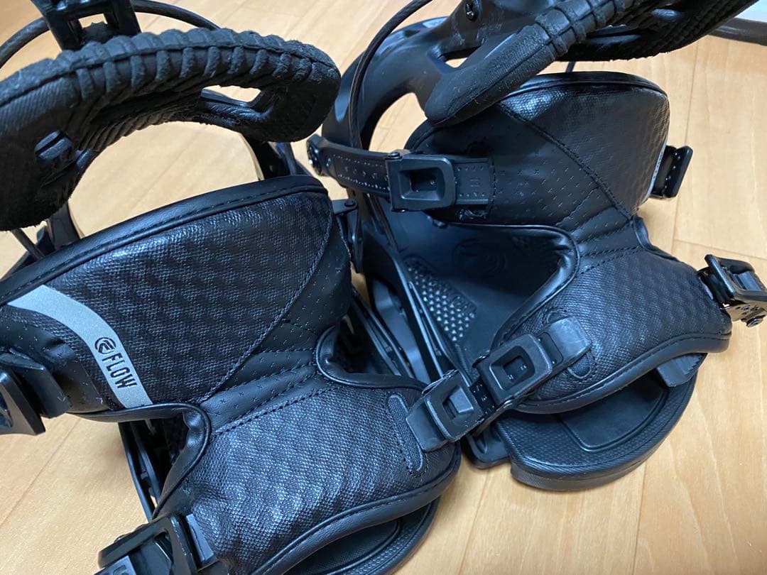 FLOW fuseビンディングBLACK