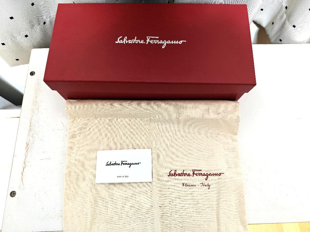 未使用品 フェラガモ ガンチーニ レザー ローファー シューズ 7.5 ブラック