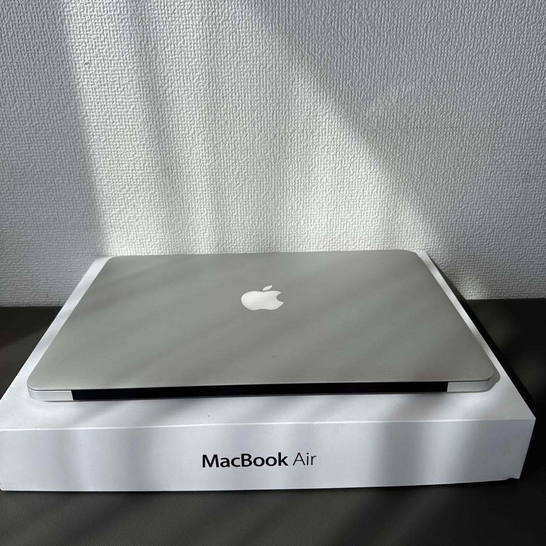 MacBookAir本体2014 USメモリ4GB SSD128GB 13インチ