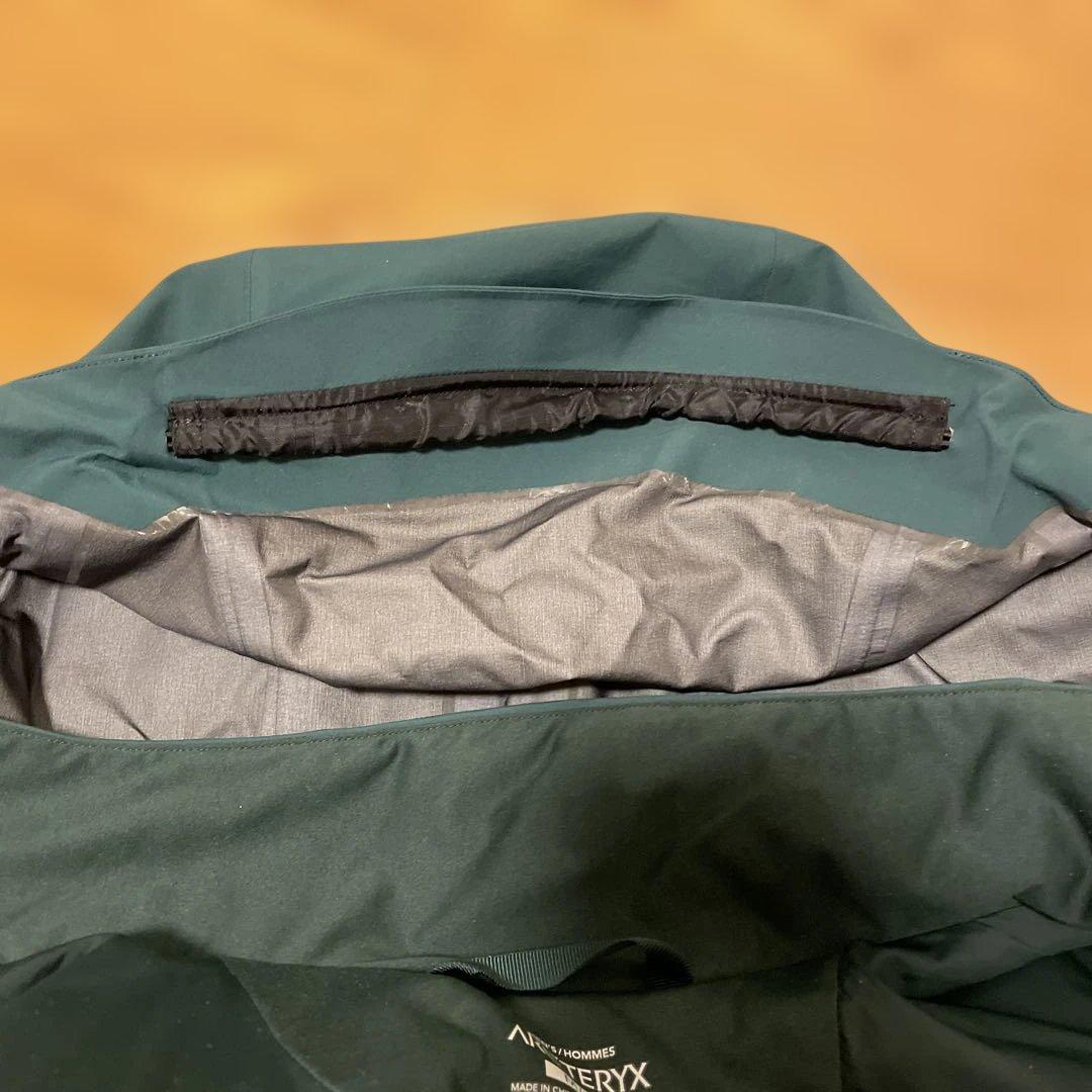 アークテリクス ジャケット　GORE-TEX 中綿入り RECCO搭載 メンズ