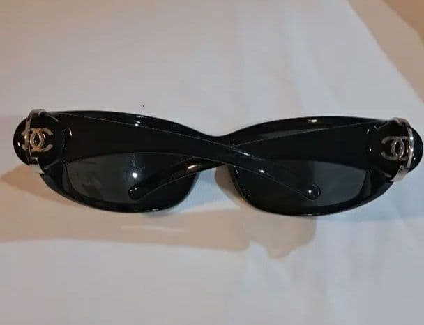 CHANEL　サングラス　ブラック