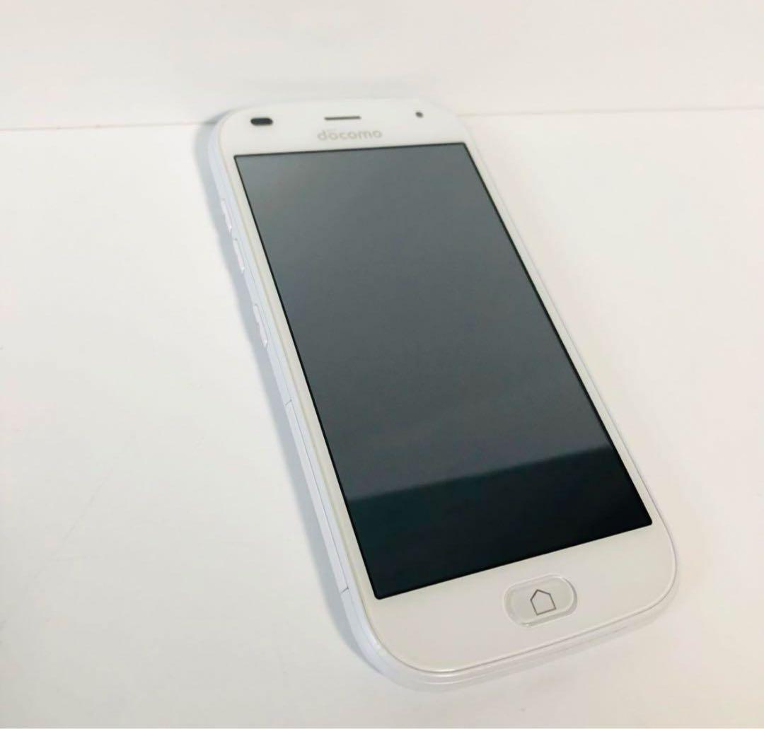 docomo らくらくスマートフォン F-42A ホワイト 富士通