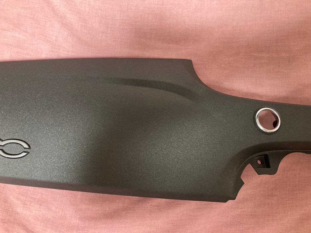 アバルト595コンペティツィオーネ　インパネ　ダッシュパネル　右ハンドル