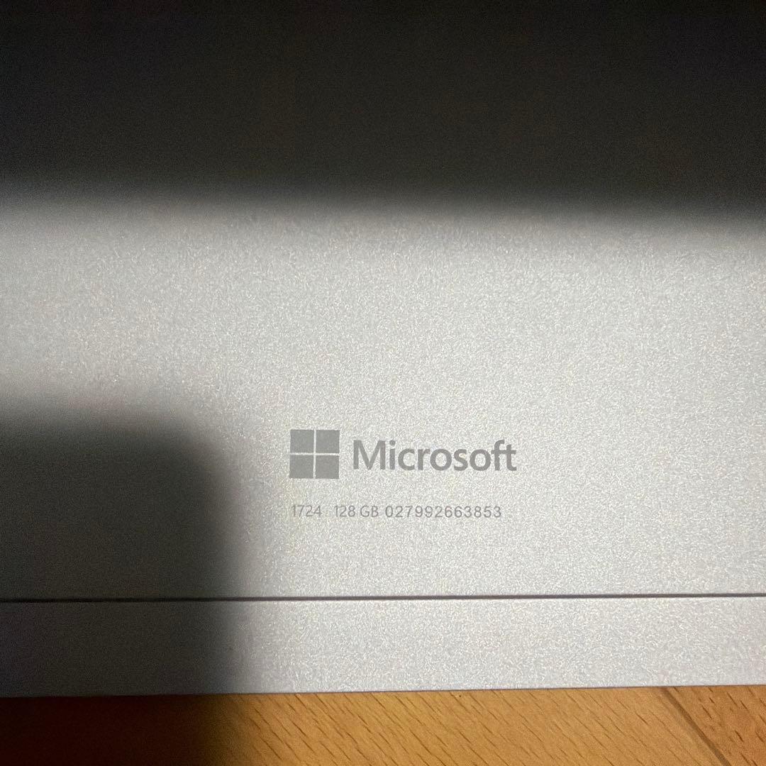 T*a様 Surface Pro 4（corei5、128GB）