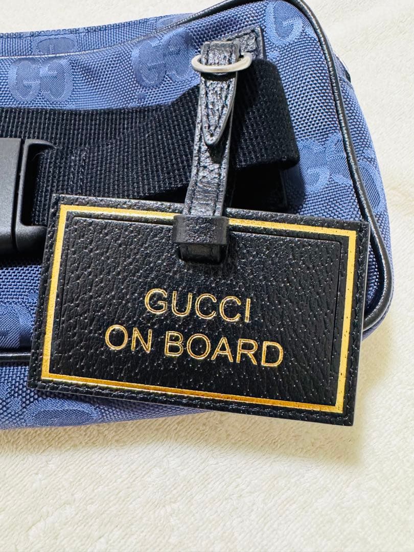 GLOW様★GUCCI グッチ　オフザグリッド　GGパターン ボディバッグ