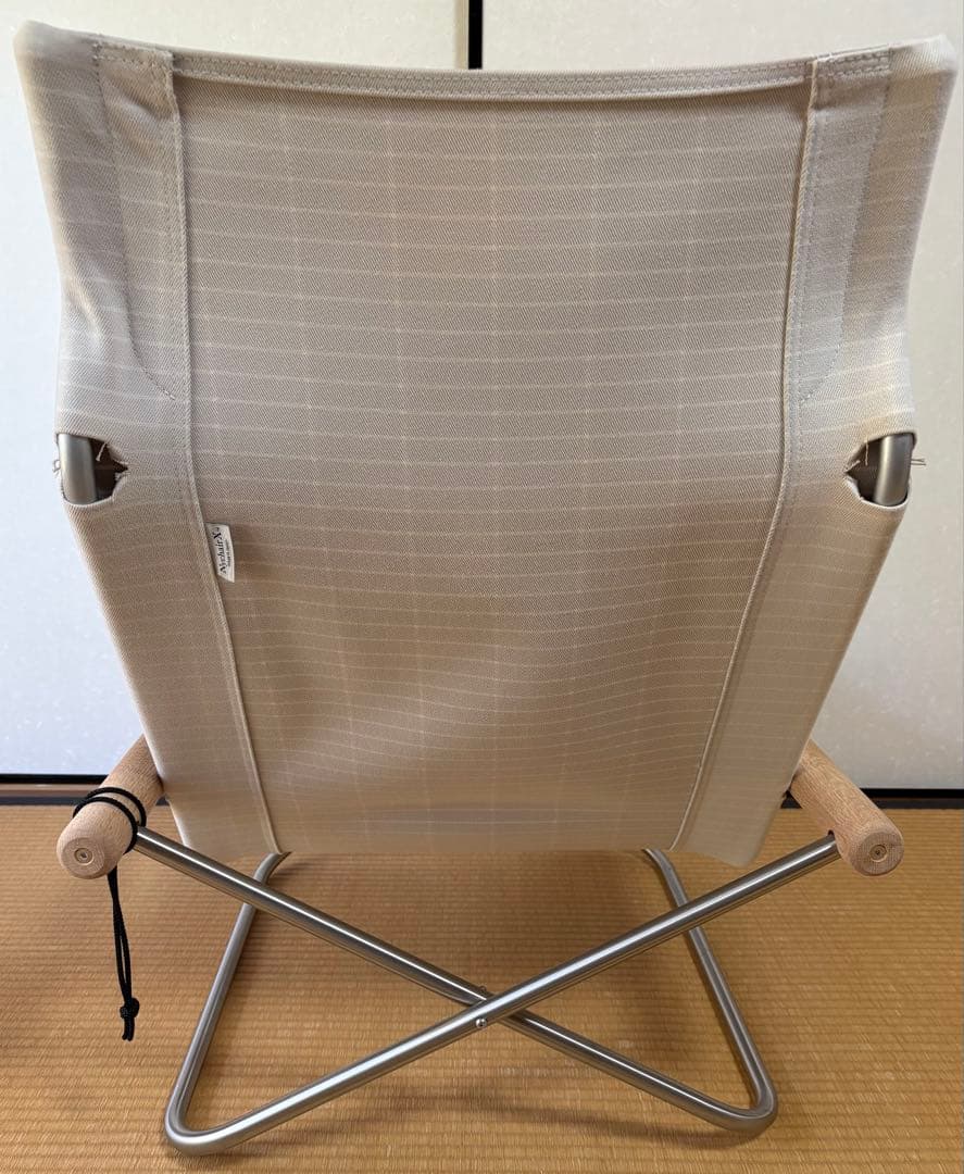 ニーチェアエックス シキリ ソープフィニッシュ / ライトグレー格子