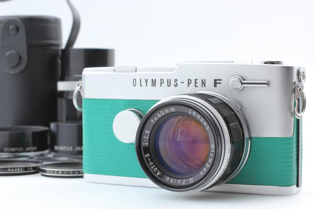 伊藤　ライトグリーン　オリンパス Pen FT 40、100mmレンズ