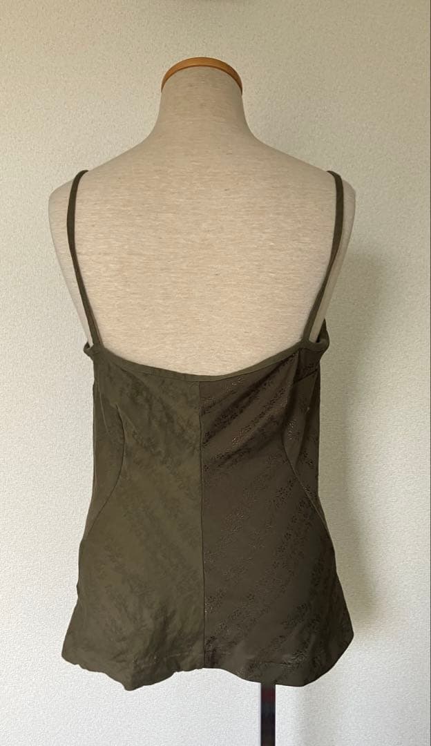 オリーブ Vネック キャミソール