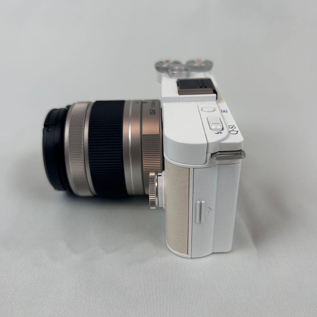 【美品】PENTAX ペンタックス Q-S1 ホワイト ミラーレス一眼