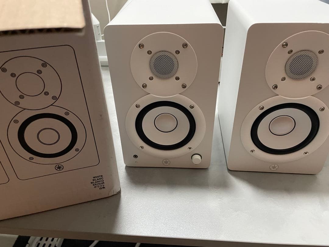 YAMAHA HS4 ホワイトパワードスタジオモニター