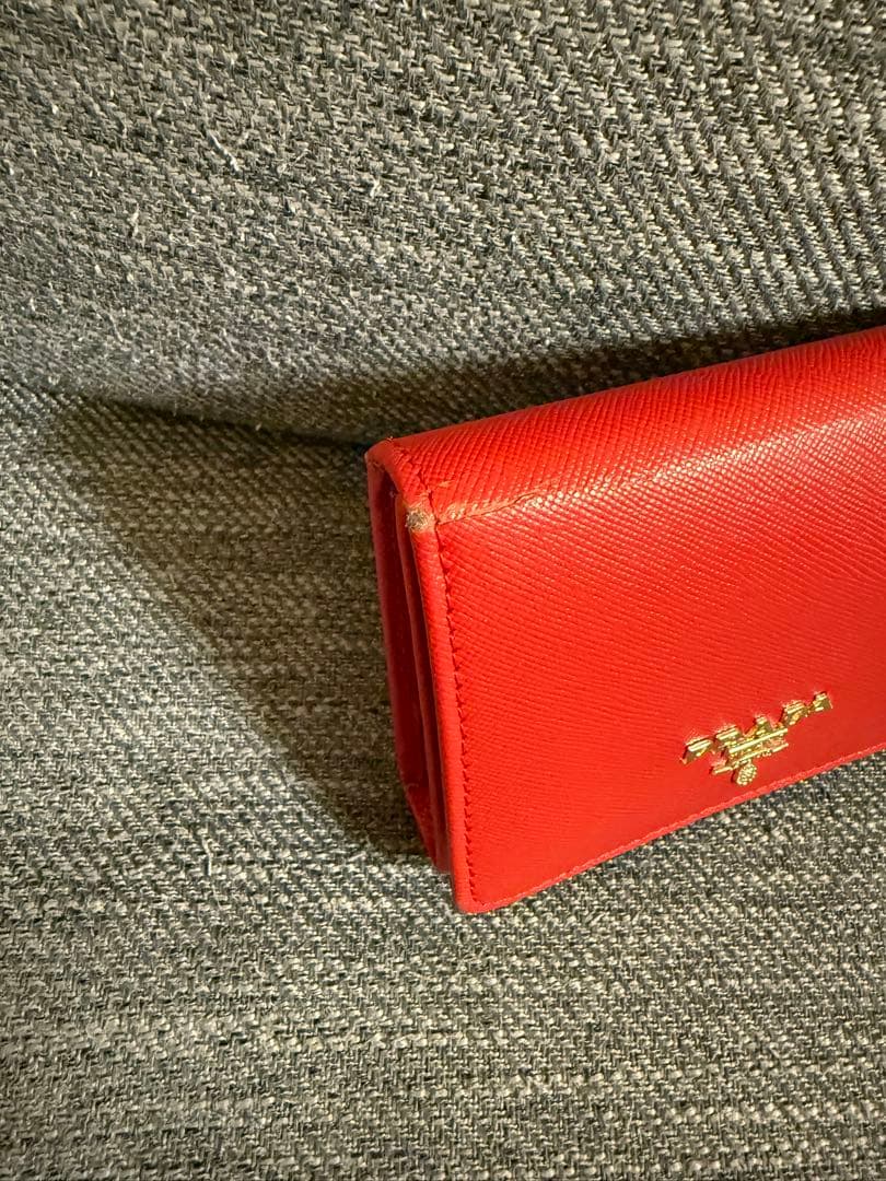 PRADA サフィアーノレザー 3つ折り財布 レッド