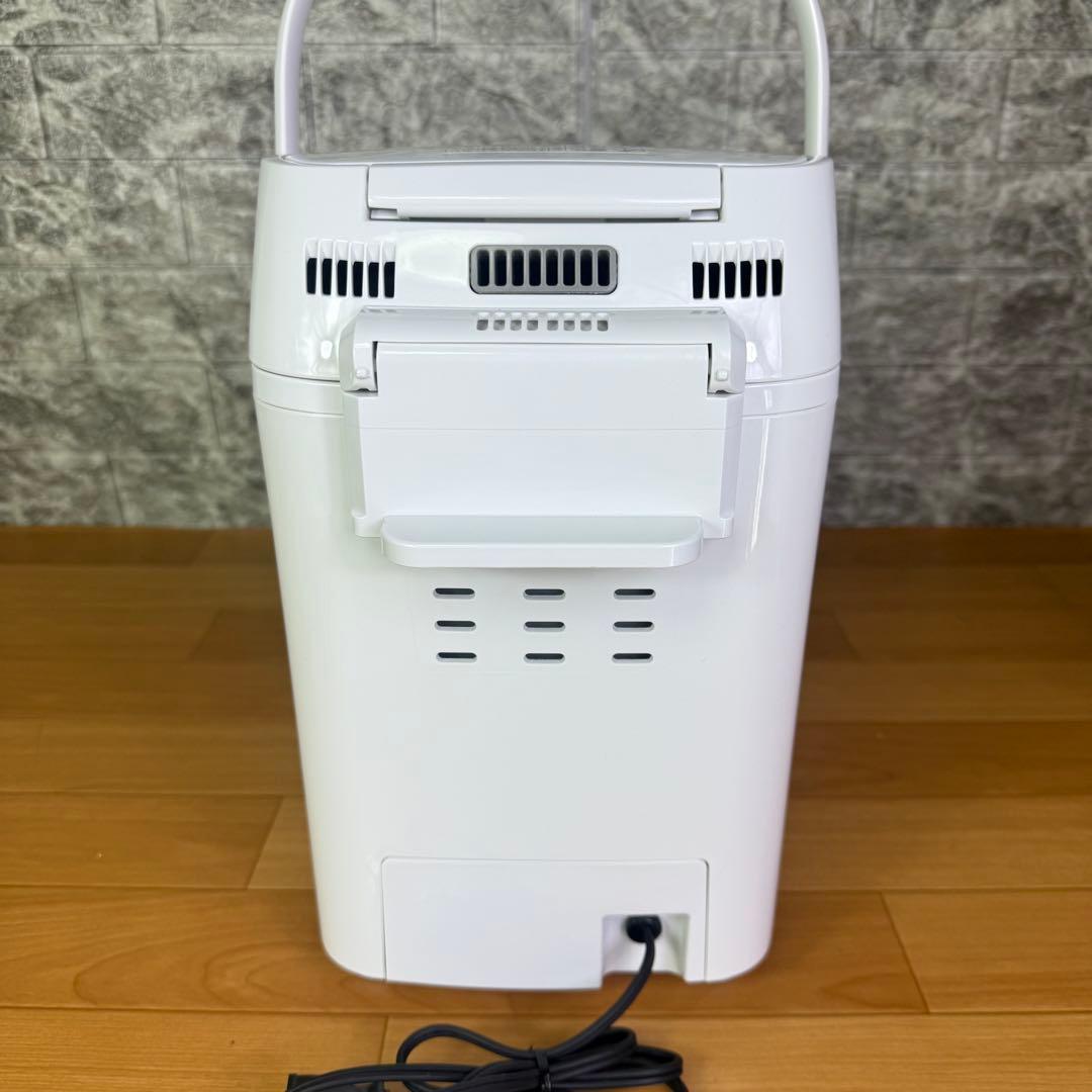 【とても美品】　Panasonic SD-SB4 ホームベーカリー　2022年式