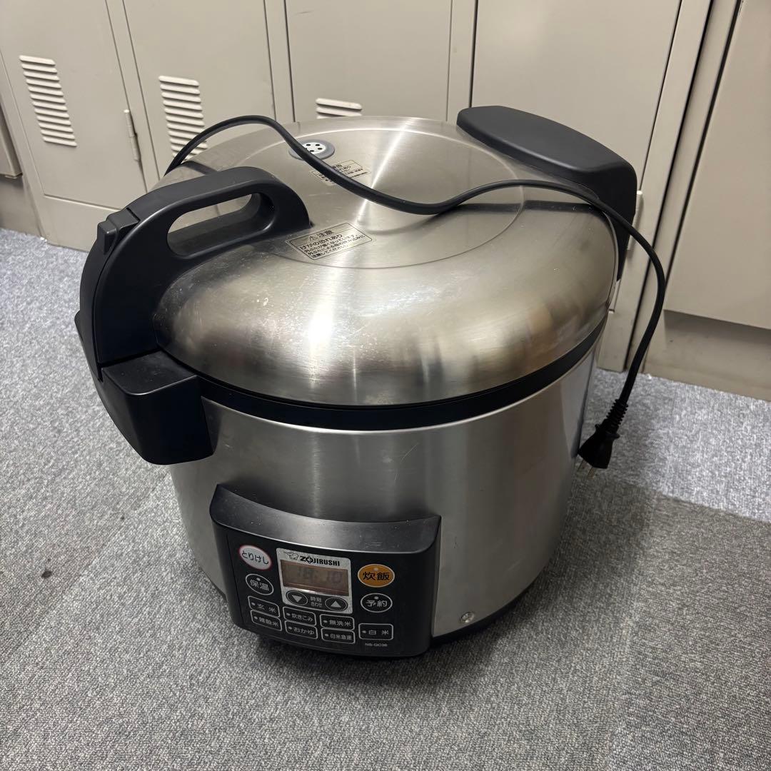 大型炊飯器(2升炊き)