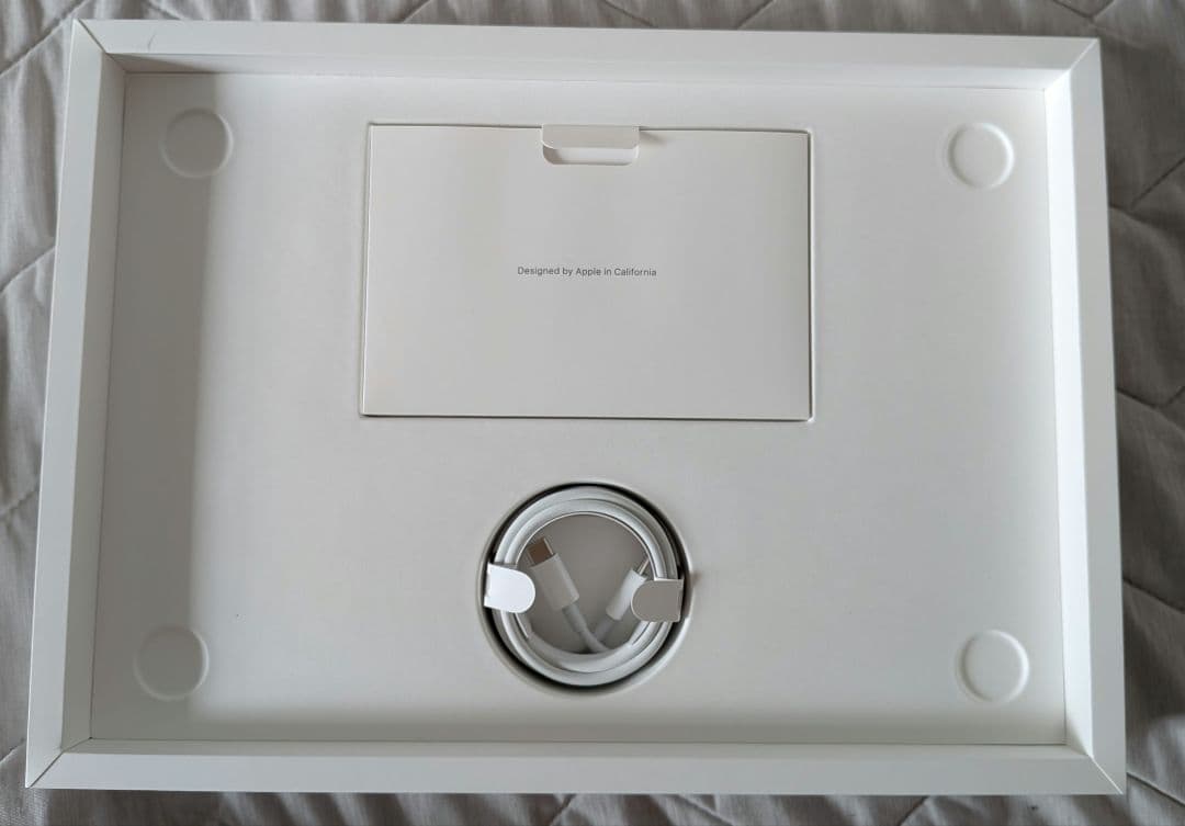 MacBook Pro 13インチ 2020 i7/32GB/2TB