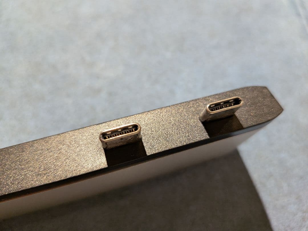 Microsoft Surface Pro 9 13インチ　QEZ-00045