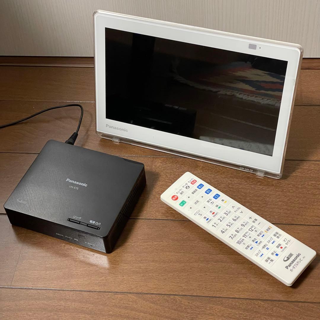 Panasonic ポータブルテレビ　VIERA UN-10E7