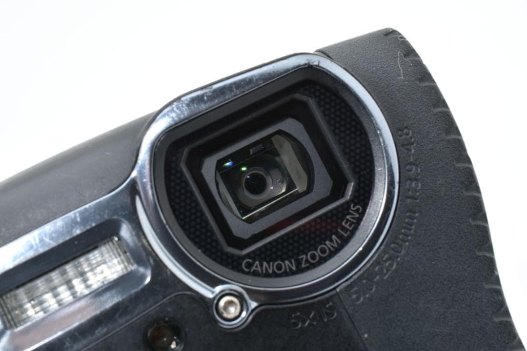 《 美品 》 キヤノン　Canon Powershot D20 防水カメラ