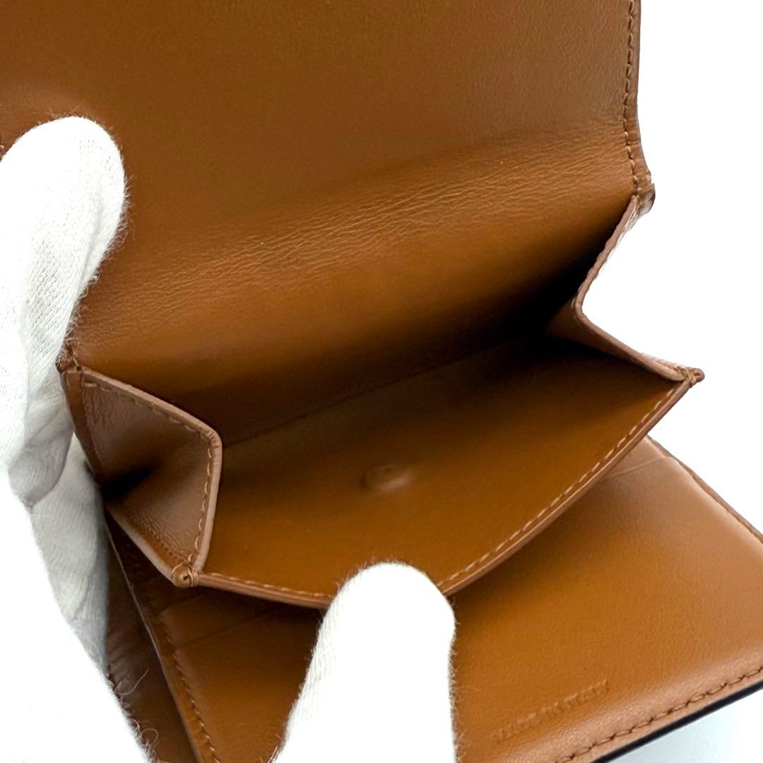使用わずか❣️ セリーヌ トリオンフ コンパクト ブラウン 財布 P33