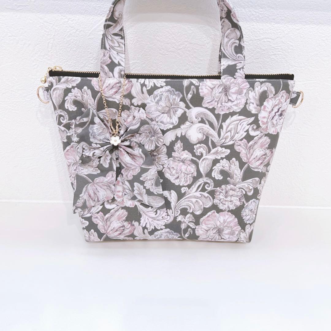 【K☆ページ】リバティ　縮小セリーヌ　リボンチャーム付き楕円底バッグ