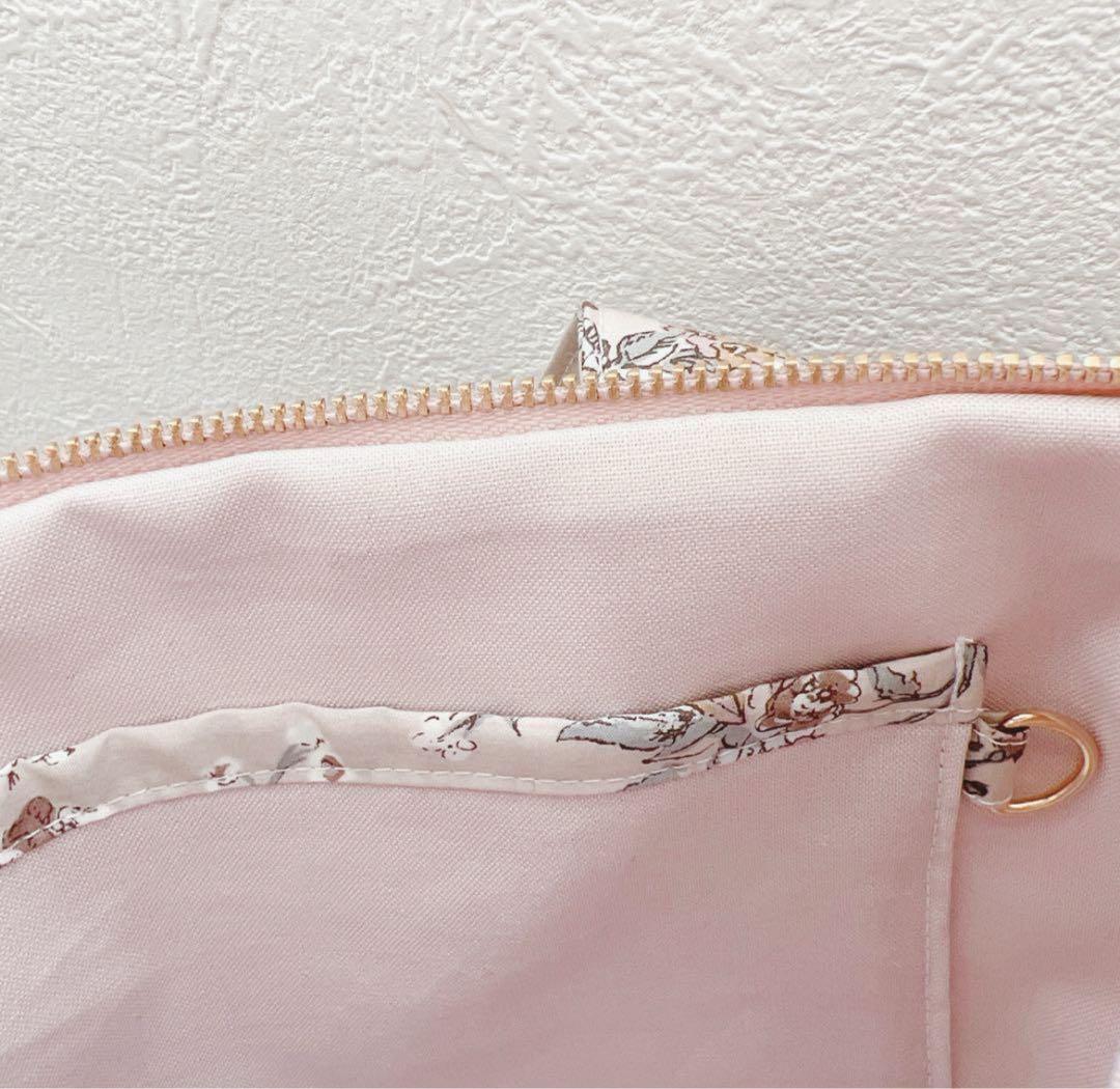 【K☆ページ】リバティ　縮小セリーヌ　リボンチャーム付き楕円底バッグ