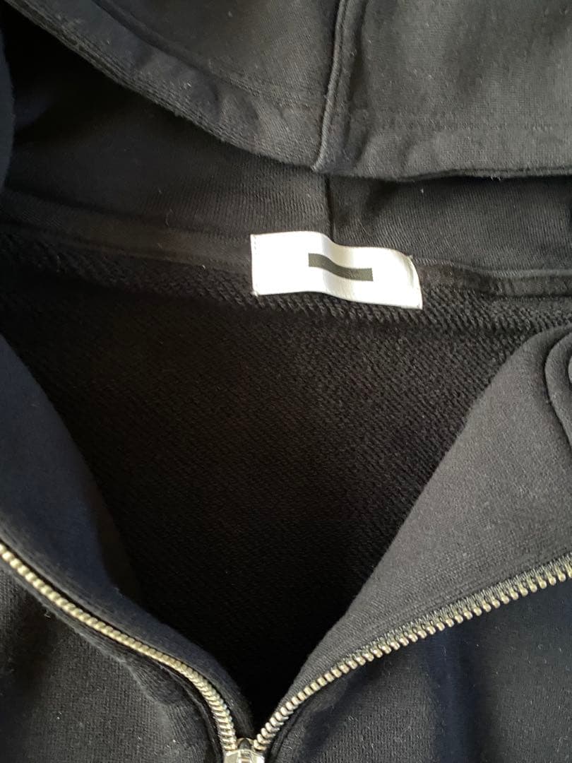 トップス REVERBERATE HALF ZIP HOODY stein yoke