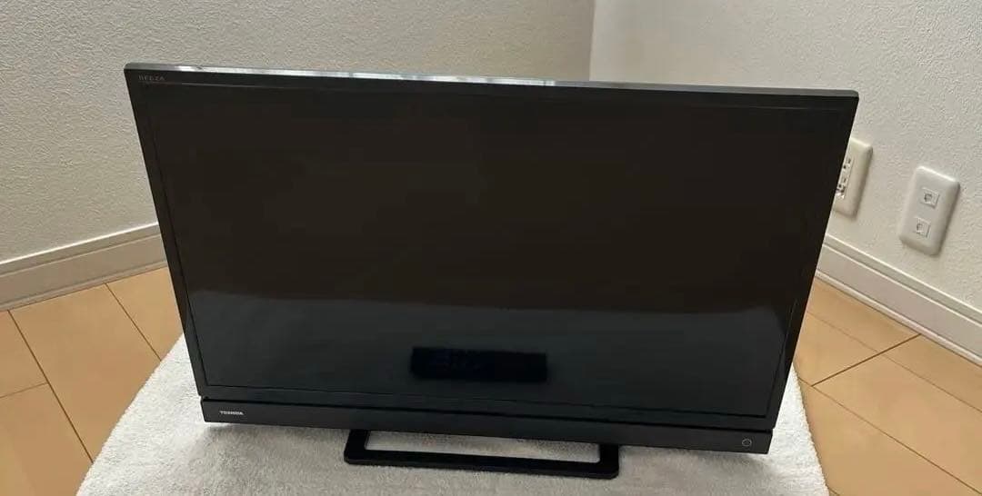 【引き取り限定】TOSHIBA REGZA 液晶テレビ型名32S21脚も純正