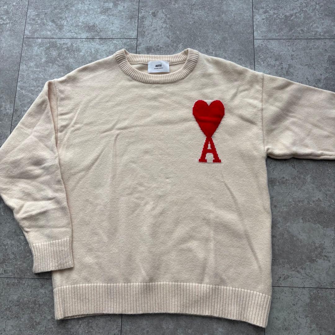 【美品】Ami Paris アミパリス ニット セーター ハートロゴ　アイボリー