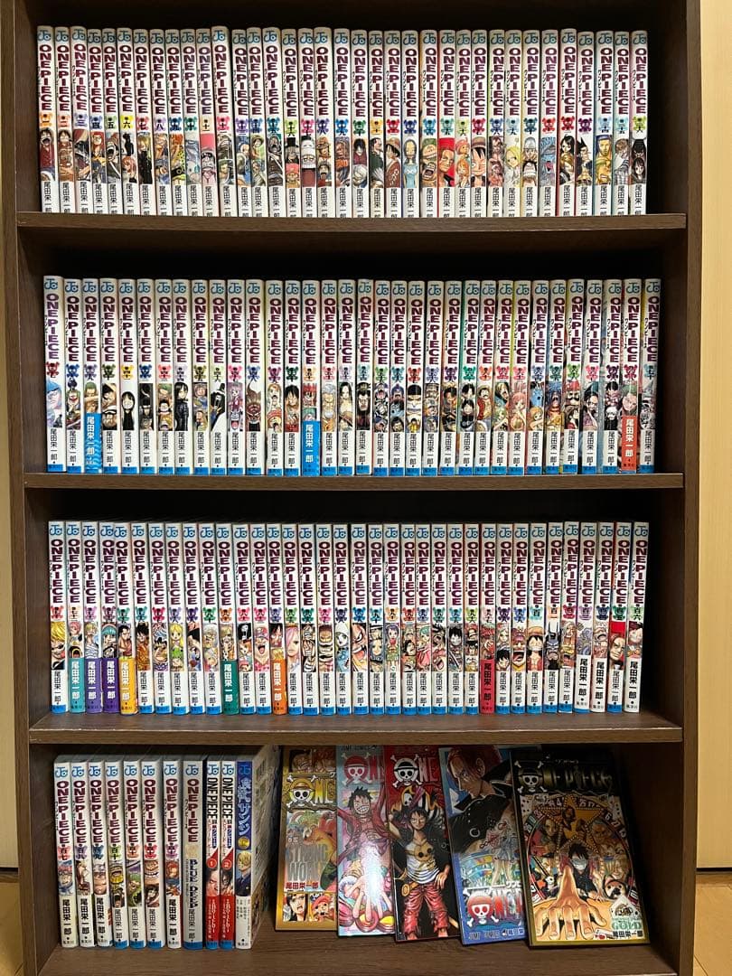 ONE PIECE 1巻〜113巻 全巻セット＋関連本9冊