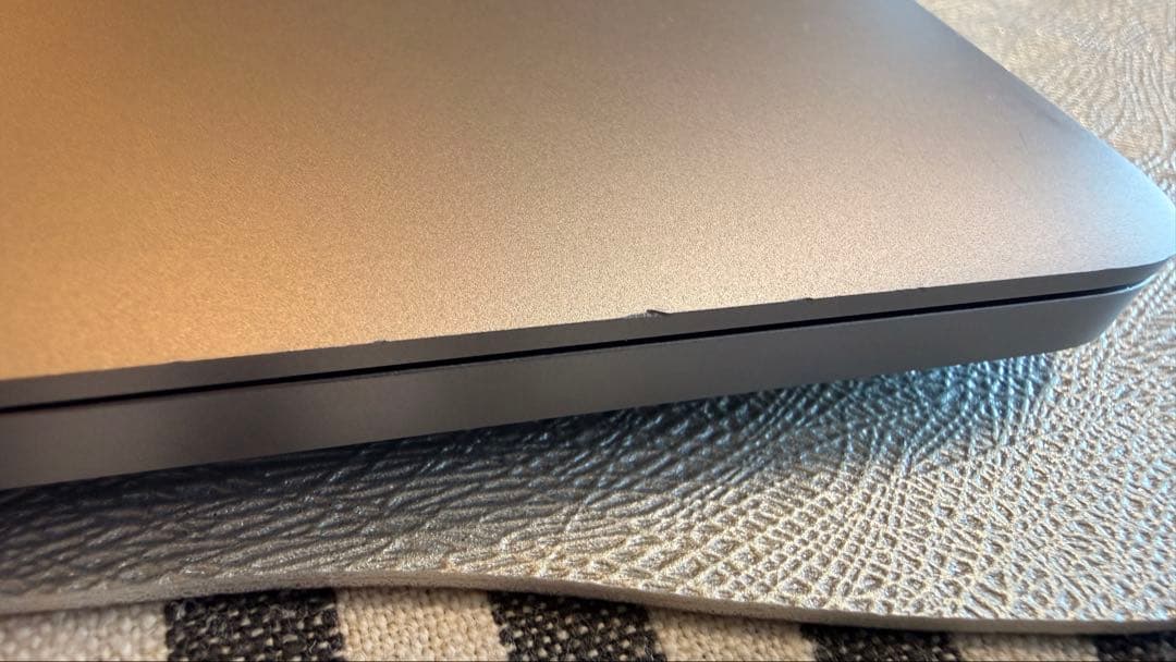 MacBook Pro 13インチ（2017）512GB 充電器付 箱無し
