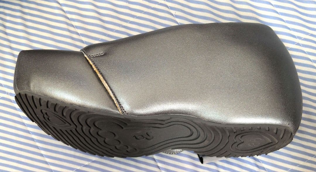 GRAPE Hotel Wings Platform Shoes グレー