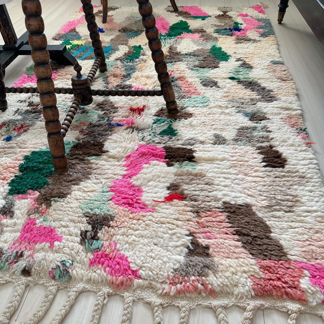 モロッコ製ヴィンテージラグ146 レア ピンク ミントグリーン ブルー