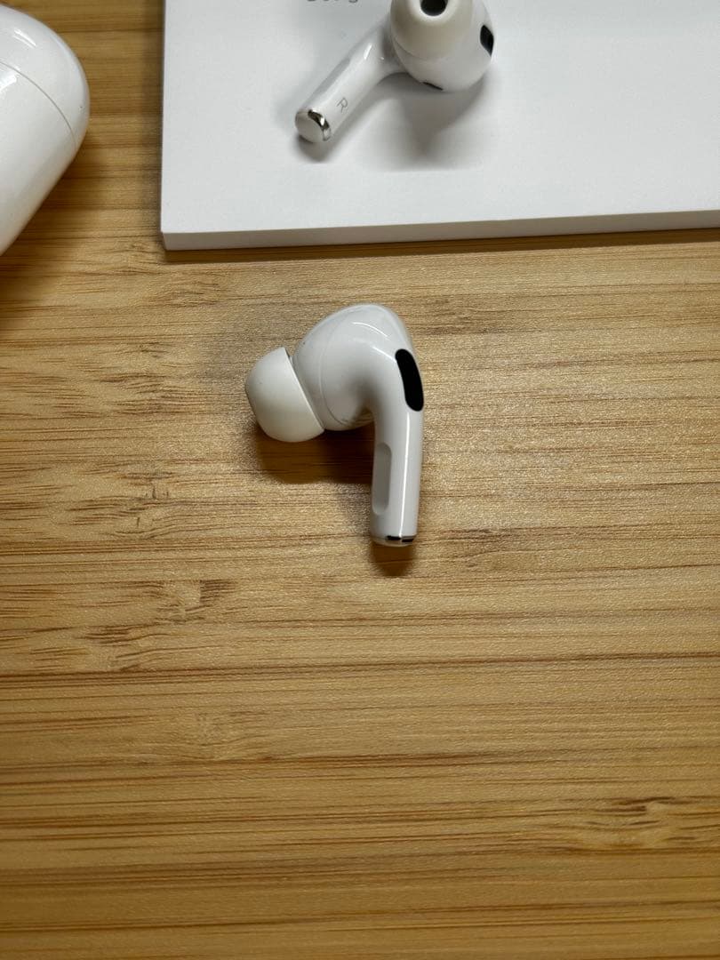 airpods pro 第1世代 MWP22J/A 本体