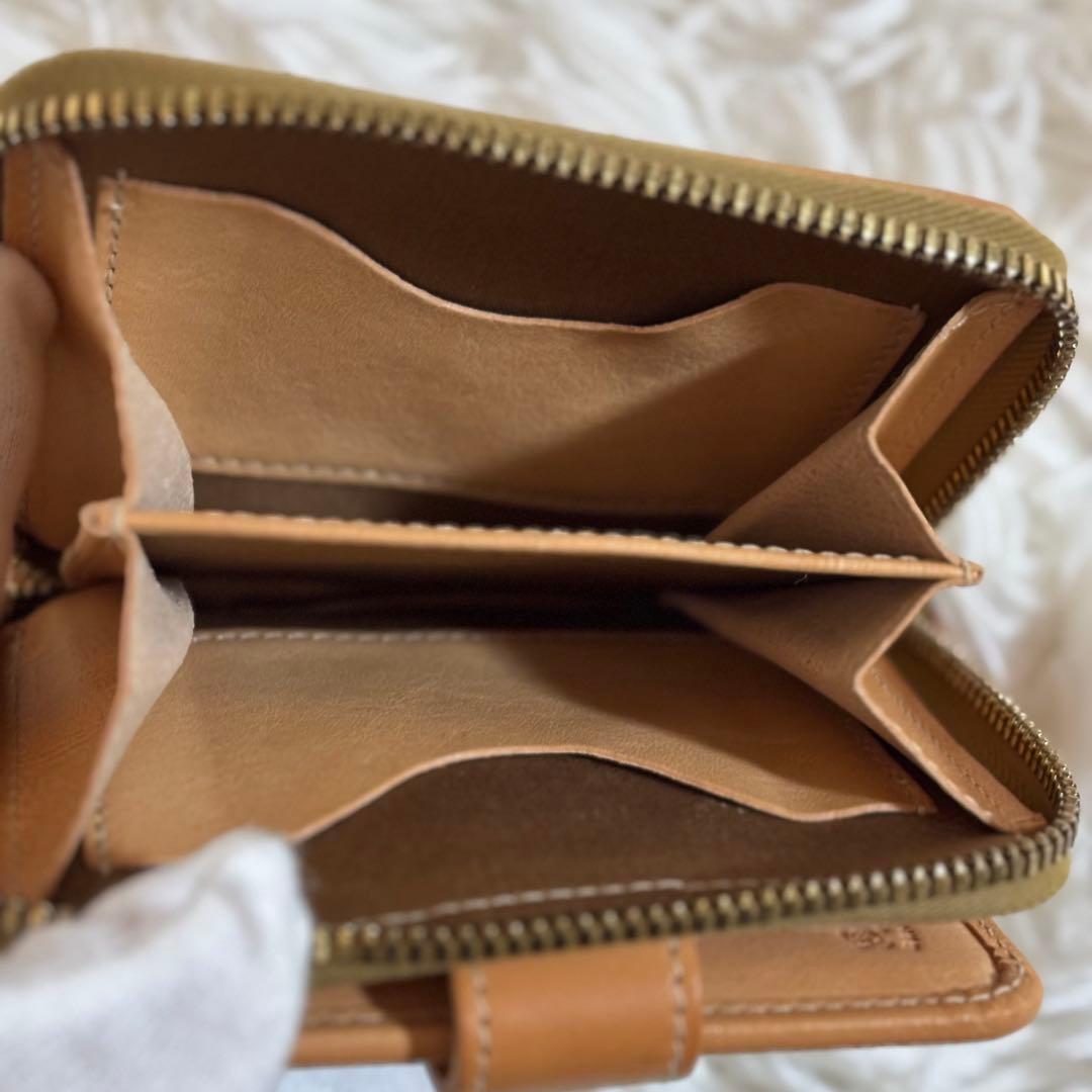 【新品】IL BISONTE 二つ折り財布 ナチュラルレザー