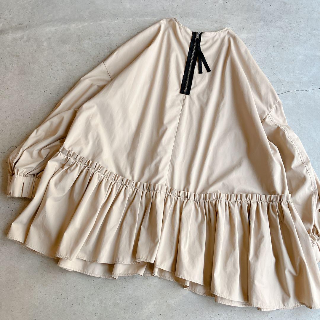 美品✦ฺランバンオンブルー　ストレッチブロードギャザーチュニック　裾フリル