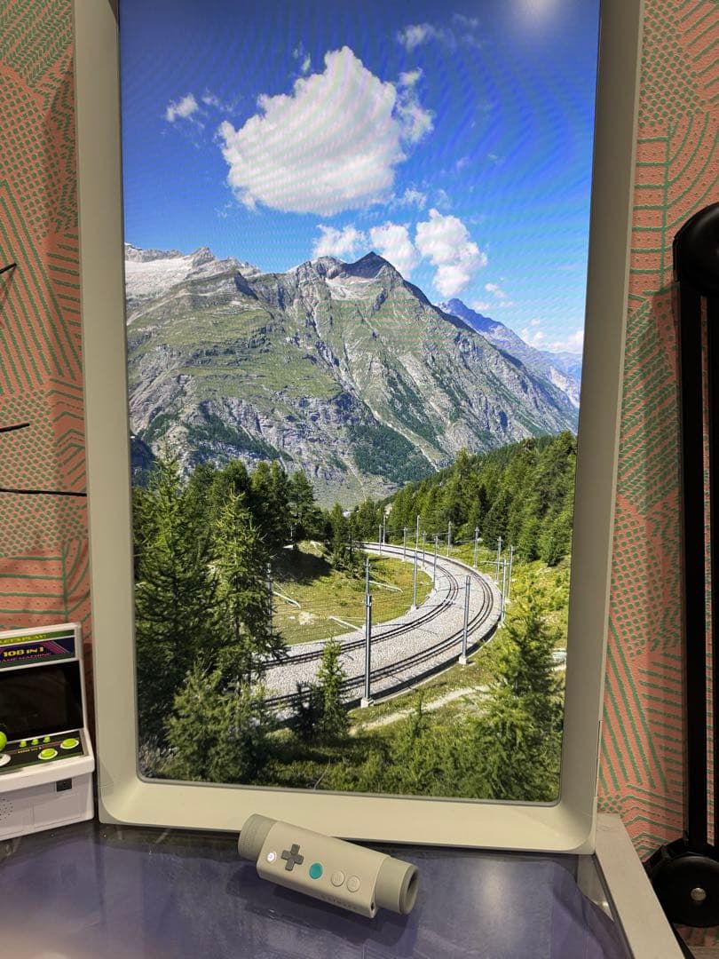 ディスプレイ・モニター本体 Atmoph Window Yo + Scope