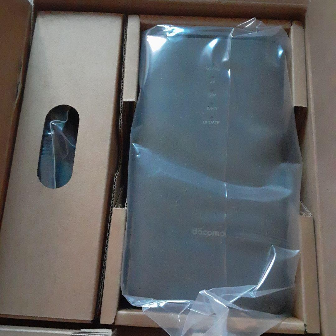 docomo  5G HR02 セット 未使用